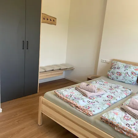 Apfelchalet Mirabell -neubau Chalet, Natur, Alpenblick, Wallbox, Messe Und Nah, Ruhe In Laendlicher Umgebung アパート フリードリヒスハーフェン