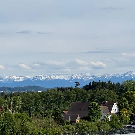アパート Apfelchalet Mirabell -neubau Chalet, Natur, Alpenblick, Wallbox, Messe Und Nah, Ruhe In Laendlicher Umgebung